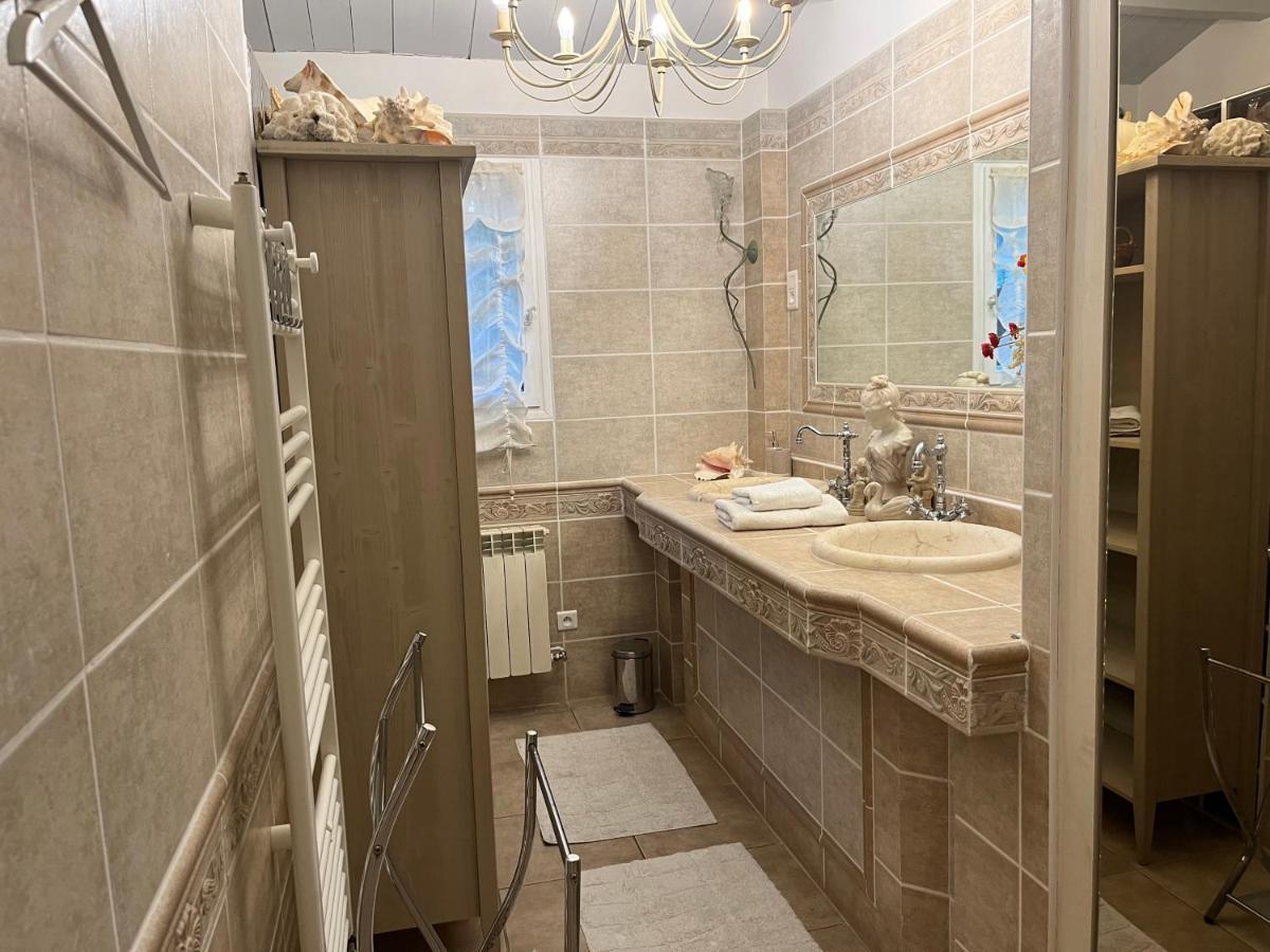 Villa Les Iris Sernhac Экстерьер фото